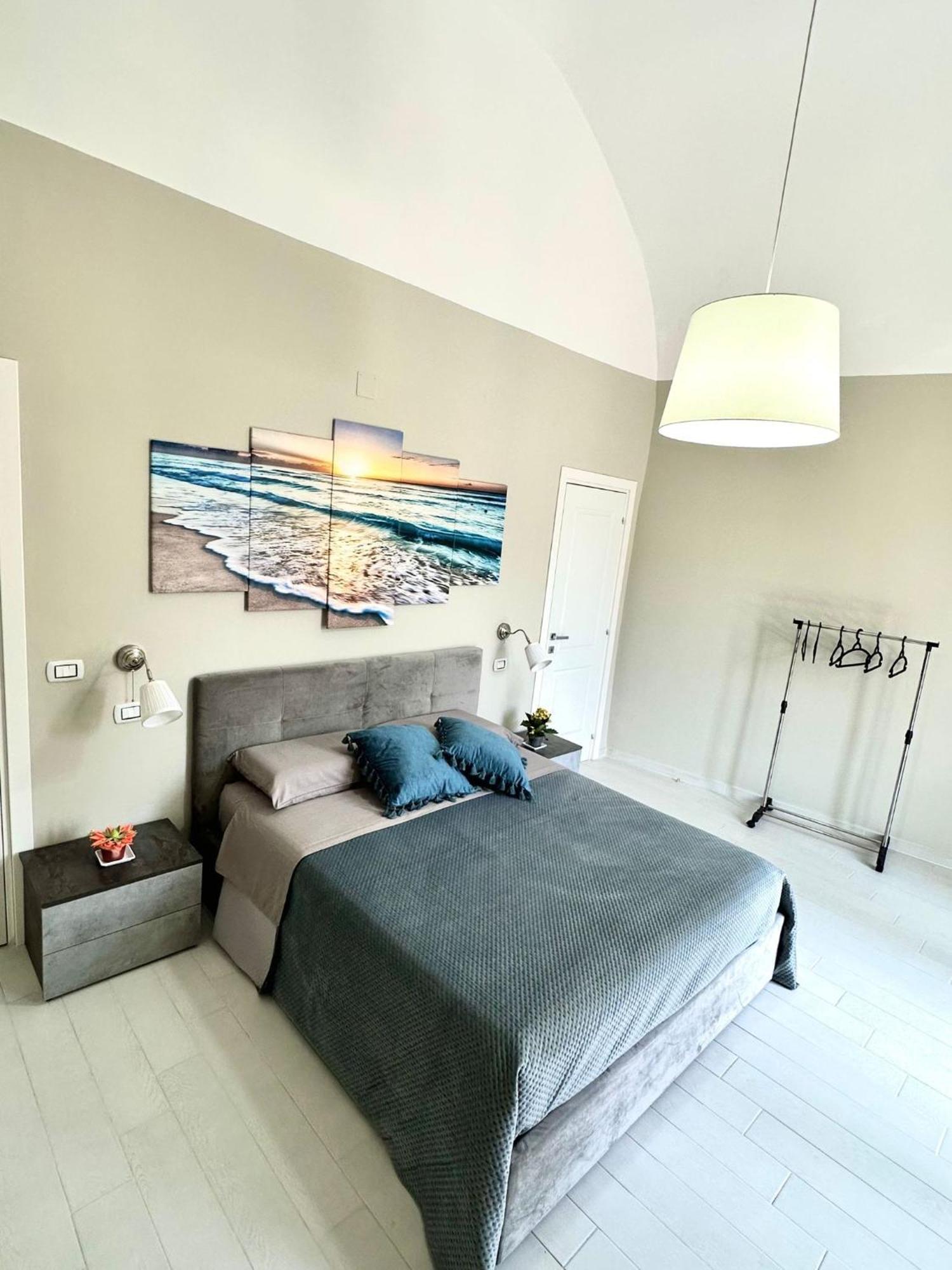 B&B La Reggia Del Sol Trani Eksteriør bilde